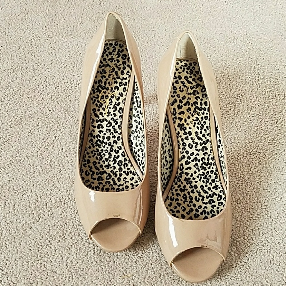 Jessica simpson nude heels